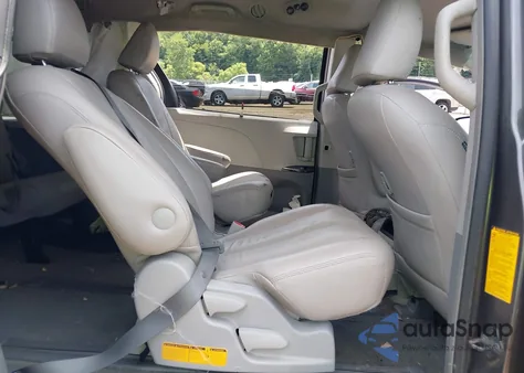 2012 Toyota Sienna Le 7 Passenger from USA, damaged, VIN 5TDJK3DC1CS043753